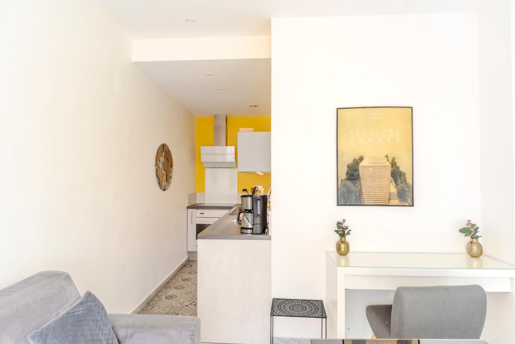 Lovely Renovated 45M2 In The Hearth Of Cannes Exterior photo